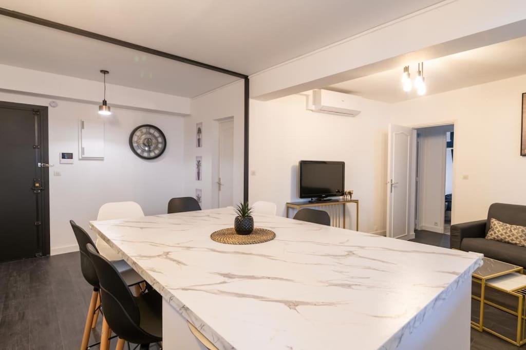 Superbe Appartement Centre Historique Avignon Bagian luar foto